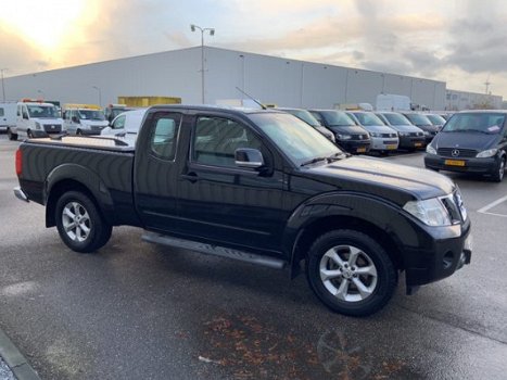 Nissan Navara - 2.5 dCi SE King Cab 4x4 , Airco, Trekhaak 3000 kg - 1