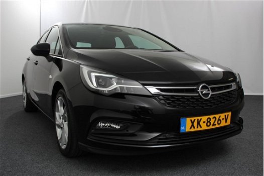 Opel Astra - 1.4 Automaat 150pk Innovation 5drs (Leder/Navigatie/E.c.c./Airco/Blue tooth) - 1