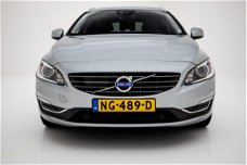Volvo V60 - 2.4 D5 Twin Engine Special Edition 15 % Navi Pano Climate Standkachel Memory V+A ACC *€1