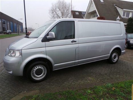 Volkswagen Transporter - 2.5 TDI 96kw/130pk L2H1 airco, navigatie, cruis, pdc, 3 persoons - 1