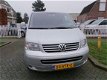 Volkswagen Transporter - 2.5 TDI 96kw/130pk L2H1 airco, navigatie, cruis, pdc, 3 persoons - 1 - Thumbnail