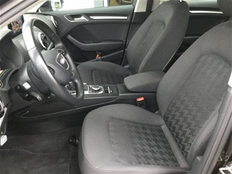 Audi A3 Sportback - 1.2 TFSI Attraction Pro Line plus /AUTOMAAT /NAVIGATIE/CRUISE CONTROL/ - 1