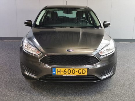 Ford Focus - 1.0 Trend Rijklaar + 6 maanden Bovag-garantie - 1