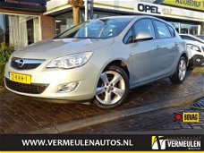 Opel Astra - 1.6 115PK Edition + Airco/ 17 / NL auto