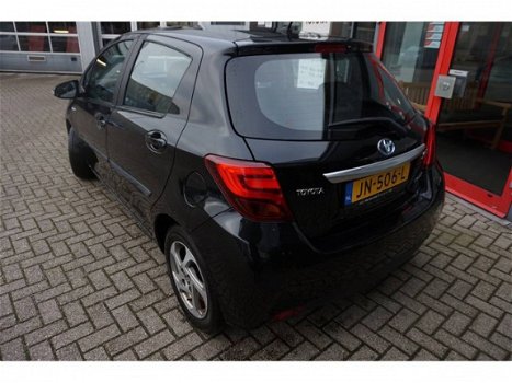 Toyota Yaris - 1.5 Full Hybride Trend 5drs - 1