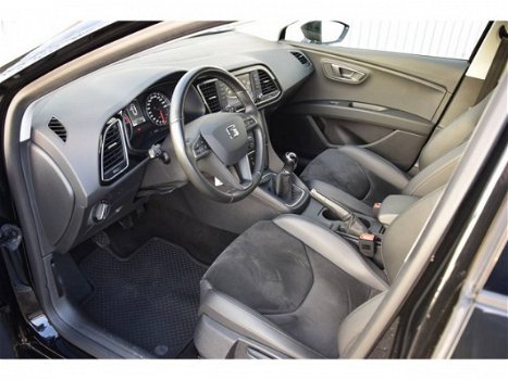 Seat Leon - ST 1.2TSI Style/Sportstoelen/Trekhaak/FullLink - 1
