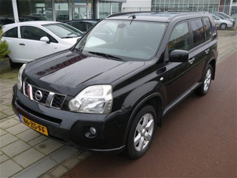 Nissan X-Trail - 2.0 4WD XE - 1