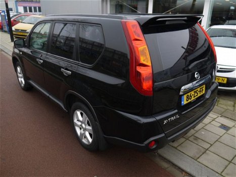 Nissan X-Trail - 2.0 4WD XE - 1