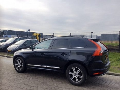 Volvo XC60 - 2.0 D4 FWD Summum | Aut | Adaptieve Cruise | Xenon | Leder | Camera - 1