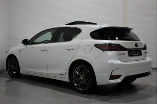 Lexus CT 200h - Hybrid 25th Edition, Two-tone Leder, Navi, Climate, 1e eig, Schuif-/kanteldak, NAP, - 1