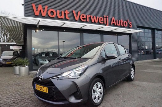 Toyota Yaris - 1.0 VVT-i Aspiration Navi / Clima / Cruise - 1