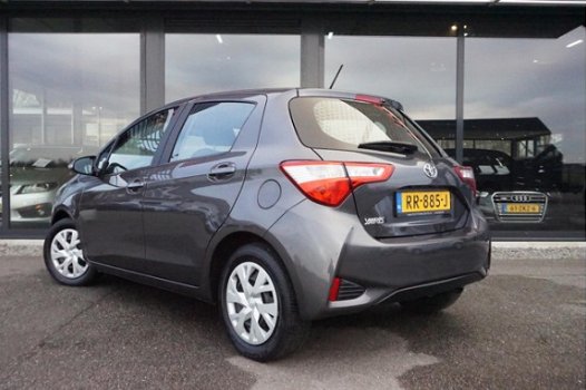 Toyota Yaris - 1.0 VVT-i Aspiration Navi / Clima / Cruise - 1