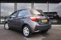 Toyota Yaris - 1.0 VVT-i Aspiration Navi / Clima / Cruise - 1 - Thumbnail