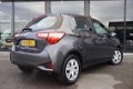 Toyota Yaris - 1.0 VVT-i Aspiration Navi / Clima / Cruise - 1 - Thumbnail