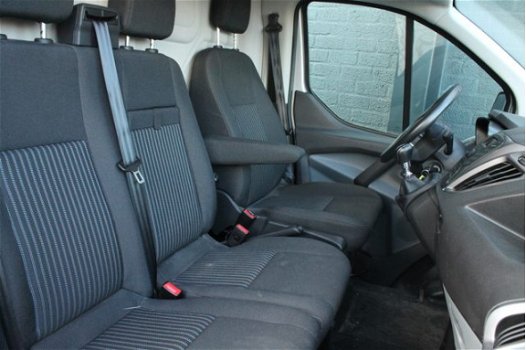 Ford Transit Custom - 270 2.2 TDCI L1H2 - Airco - Cruise - € 12.950, - Ex - 1