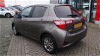 Toyota Yaris - 1.5 HYBRID 5-DRS DYNAMIC NAVI DAB LMV - 1 - Thumbnail