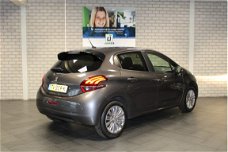 Peugeot 208 - 1.2 PureTech Signature, ongebruikte voorraadauto, RIJKLAARPRIJS, luxe uitvoering