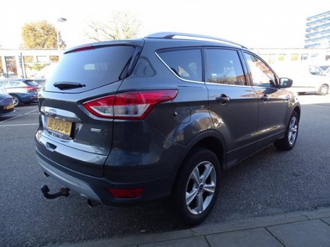 Ford Kuga - 1.5Turbo 120pk Trend Navigatie Trekhaak - 1