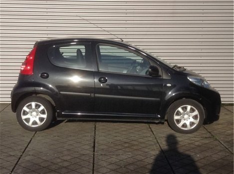 Peugeot 107 - 1.0-12V Sublime | Airco | Toerenteller Nieuw Binnen - 1