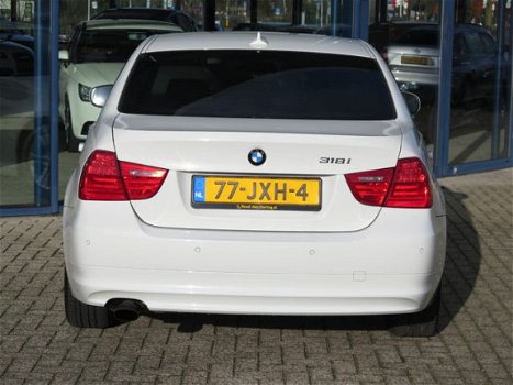 BMW 3-serie - 318i 143 PK AUT. SEDAN | NAVI | CRUISE | CLIMATE | PRIVACY - 1