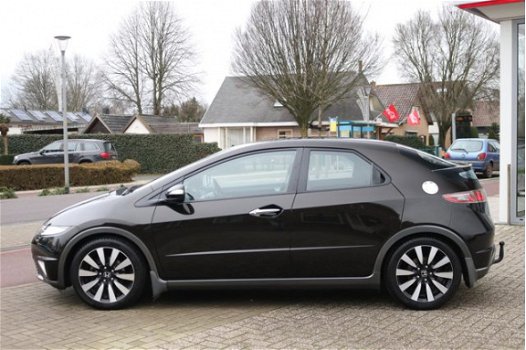 Honda Civic - 1.8 Sport | Trekhaak -All-in rijklaarprijs | Dealer onderh. | All-season banden - 1