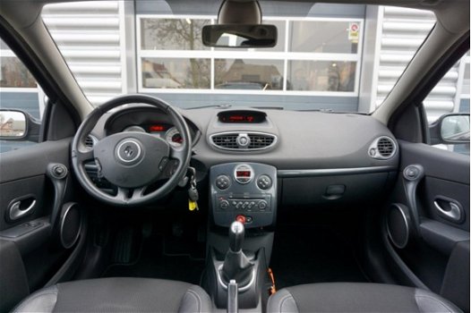 Renault Clio - 1.2 TCE Dynamique S | Climate control | Dealer onderhouden | Eerste eigenaar | 100 PK - 1