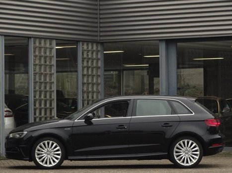 Audi A3 Sportback - E-TRON AMBITION [EXCL BTW] - 1