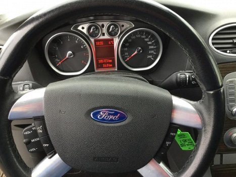 Ford Focus - 1.8 Ghia Flexi Fuel - 1