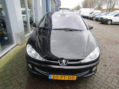 Peugeot 206 - CC 2.0-16V - 1