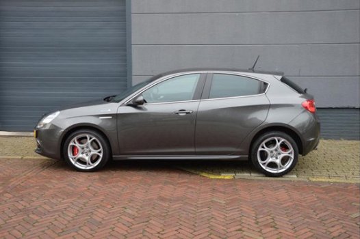 Alfa Romeo Giulietta - 1.4T 170pk Exclusive - 1