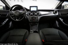 Mercedes-Benz CLA-Klasse - 180 CDI Lease Edition | XENON | HALF LEDER | NAVI | PDC | 18"