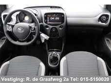Toyota Aygo - 1.0 VVT-i x-play *NIEUW 2020* Direct leverbaar *ACTIE