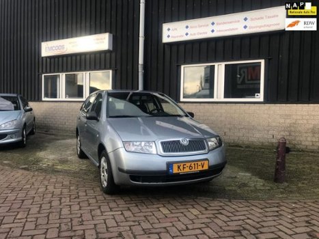 Skoda Fabia Combi - 1.2-12V Classic * Stuurbekr * Elekt. Ramen - 1