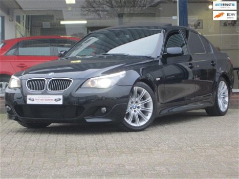 BMW 5-serie - 535D M Edition ll AUT/Navi/Schuifdak/Leder/Xenon/VOL Dealer OH/2e eigenaar/Topstaat - 1