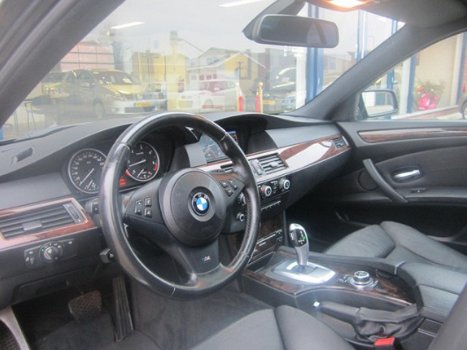 BMW 5-serie - 535D M Edition ll AUT/Navi/Schuifdak/Leder/Xenon/VOL Dealer OH/2e eigenaar/Topstaat - 1