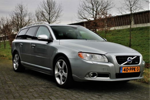 Volvo V70 - 2.0T R-Edition | Automaat | LPG | Xenon | Leer | Navi | R- Editon | Camera | Stoelverw. - 1