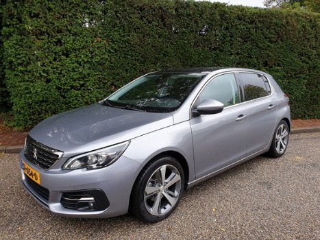 Peugeot 308 - 1.2 PureTech Allure 110PK - 1