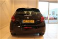 Peugeot 208 - 1.2 Puretech 82pk Allure | LAGE KM-STAND | NAVIGATIE | CLIMATE CONTROL | BLUETOOTH | L - 1 - Thumbnail