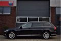 Volkswagen Passat Variant - 1.4 TSI 150pk Highline Navi/PDC/Leer/Trekhaak - 1 - Thumbnail