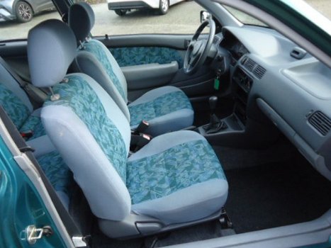 Toyota Starlet - 1.3-16V Blue - 1