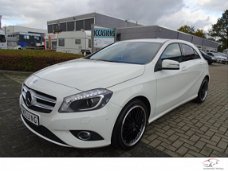 Mercedes-Benz A-klasse - 180 Ambition 4U3 Urban / navi / xenon / 18 inch