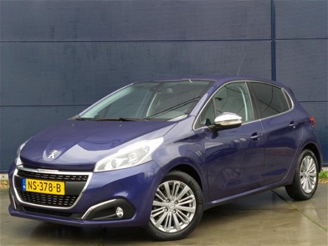 Peugeot 208 - 1.6 BlueHDI 100pk 5D Allure Navigatie en Camera - 1