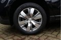 Peugeot 2008 - 1.2 PureTech Style Afneembare trekhaak/Navigatie/Parkeersensoren - 1 - Thumbnail