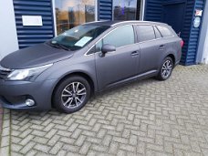 Toyota Avensis Wagon - 1.8 VVTi Dynamic Business *NAVIGATIE*CAMERA*STOELVERWARMING*CLIMA*LMW* | NEFK