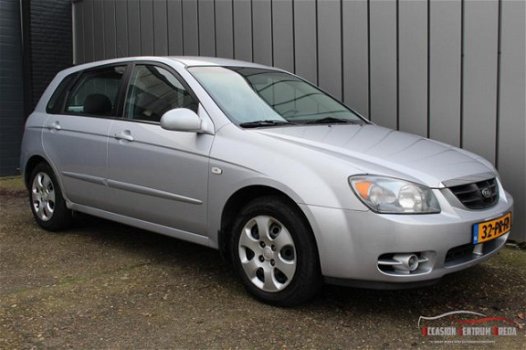 Kia Cerato - 1.6 LX AIRCO 134523 KM nwe apk - 1