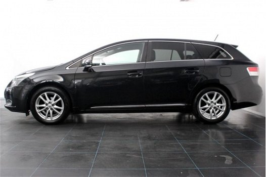 Toyota Avensis Wagon - 2.0 VVTi Business *Trekgewicht 1500kg* | Navigatie | Leder | Trekhaak | Camer - 1