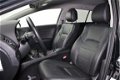 Toyota Avensis Wagon - 2.0 VVTi Business *Trekgewicht 1500kg* | Navigatie | Leder | Trekhaak | Camer - 1 - Thumbnail