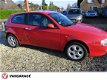 Alfa Romeo 147 - 1.6 T.Spark Distinctive nieuwe apk, trekhaak - 1 - Thumbnail