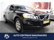 Volvo XC60 - 2.4D AWD Momentum LEDER NAVIGATIE CRUISE CONTROL CLIMATE CONTROL TREKHAAK ZEER MOOI - 1 - Thumbnail