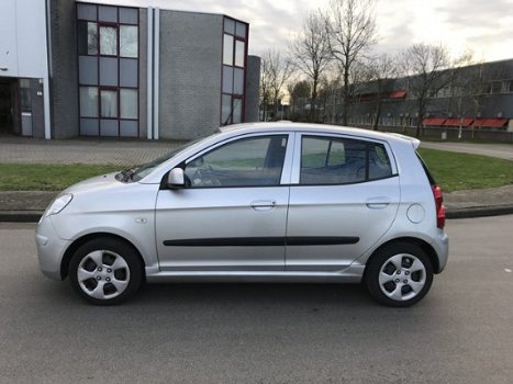 Kia Picanto - 1.0 Seven 5-Deurs. Airco, Elektr.ramen, CPV, Radio-CD, Enz.... Zuinige en onverwoestba - 1